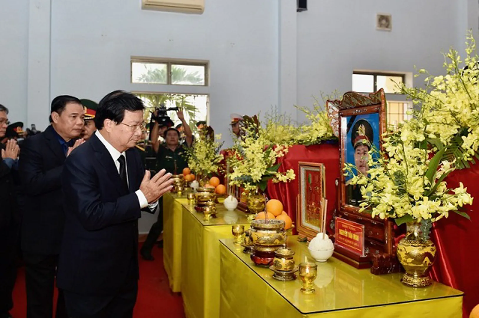 Lãnh đạo Chính phủ, Quân đội… đến viếng 13 liệt sĩ hy sinh ở Rào Trăng 3