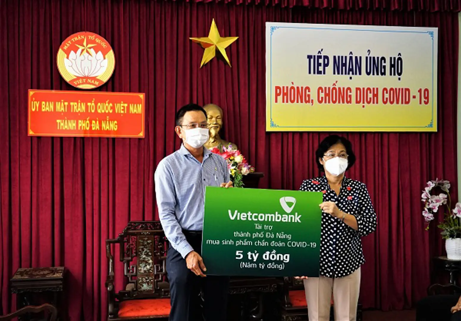 Vietcombank Đà Nẵng hỗ trợ doanh nhiệp, khách hàng trong trạng thái “bình thường mới”