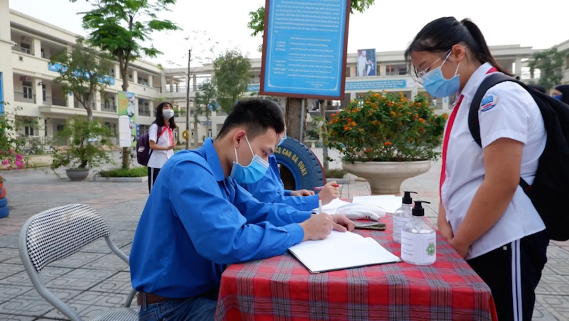 Cuộc đua vào trường chuyên: Lại câu chuyện điểm số