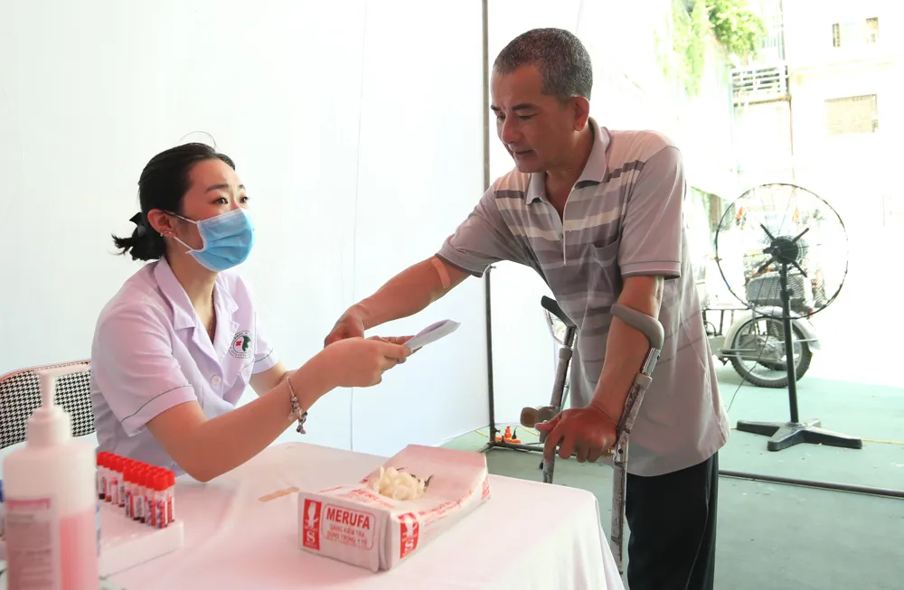 Hơn 100 vận động viên khuyết tật Hà Nội được khám sức khoẻ chuẩn bị cho ASEAN Paragames 11