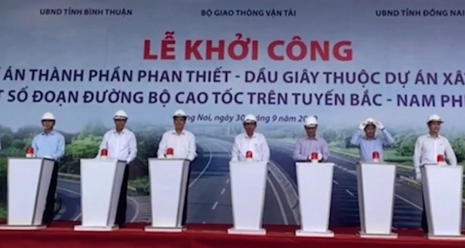 Khởi công cao tốc Phan Thiết - Dầu Giây, kết nối khu vực Đông Nam Bộ