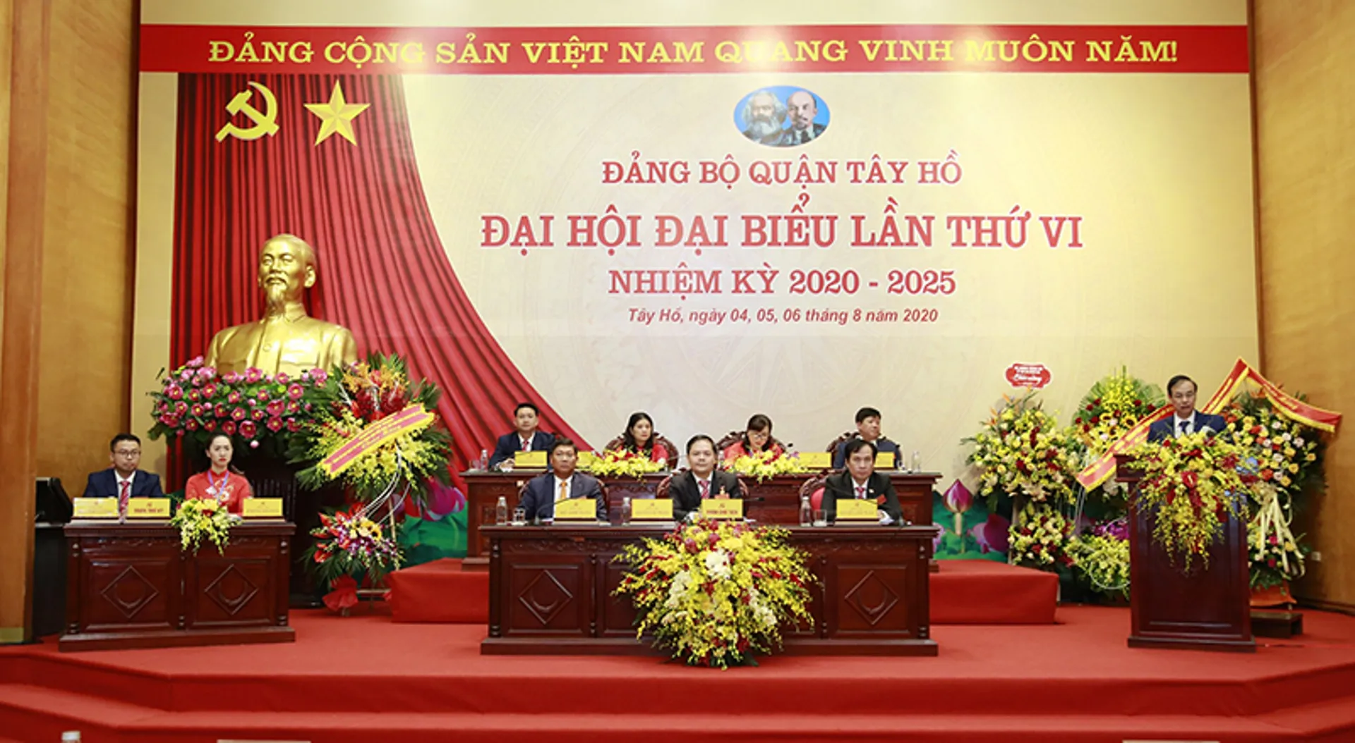 Đại hội Đảng bộ quận Tây Hồ lần thứ VI: Phát huy hơn nữa lợi thế du lịch - văn hoá, đặc biệt là hồ Tây