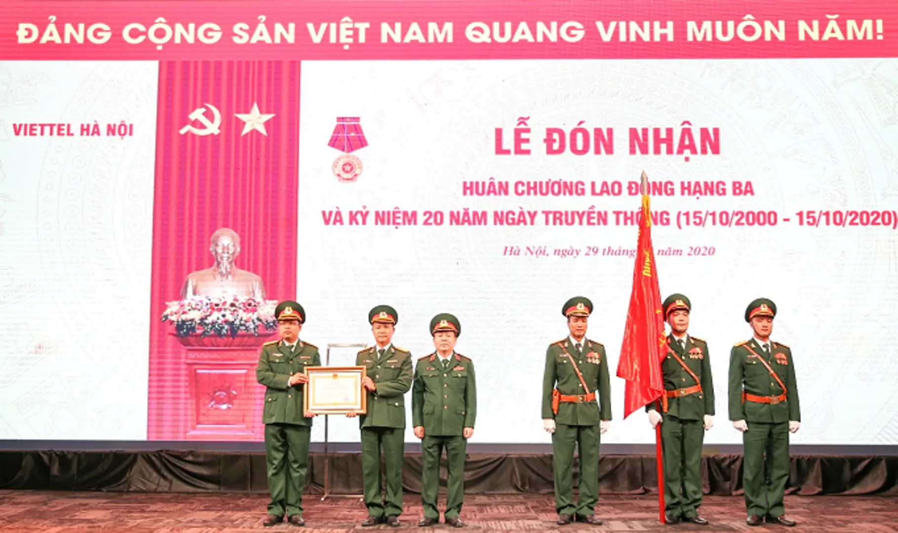 Viettel Hà Nội kỷ niệm 20 năm ngày truyền thống và đón nhận Huân chương Lao động hạng Ba