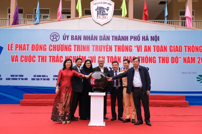 [Ảnh] Lễ phát động Chương trình truyền thông Vì An toàn giao thông Thủ đô năm 2020