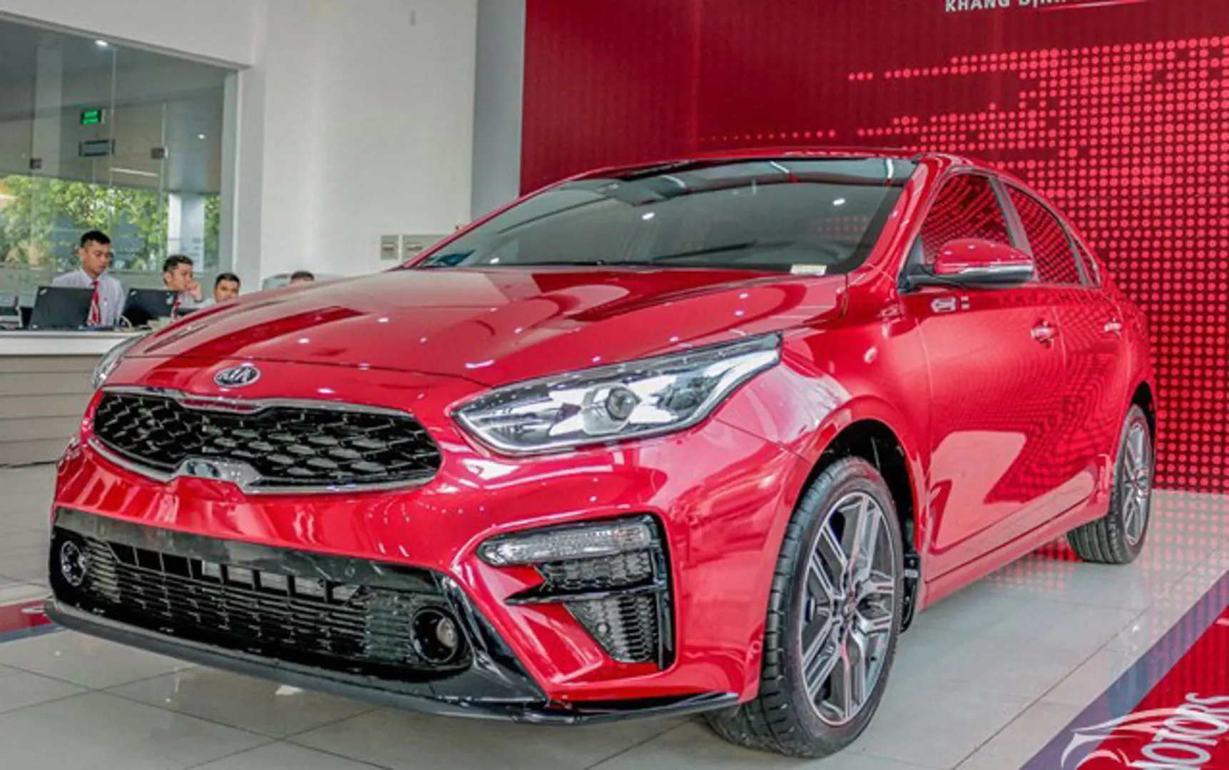 Kia Cerato giữ ngôi dẫn đầu phân khúc xe hạng C tháng 7