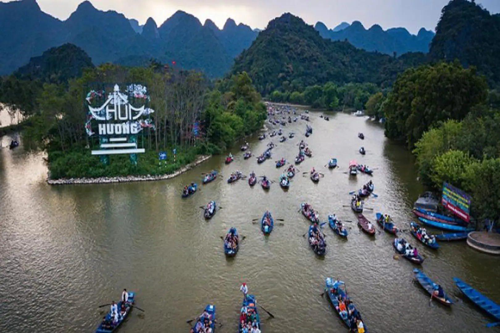 Chùa Hương -  “Nam thiên đệ nhất động”