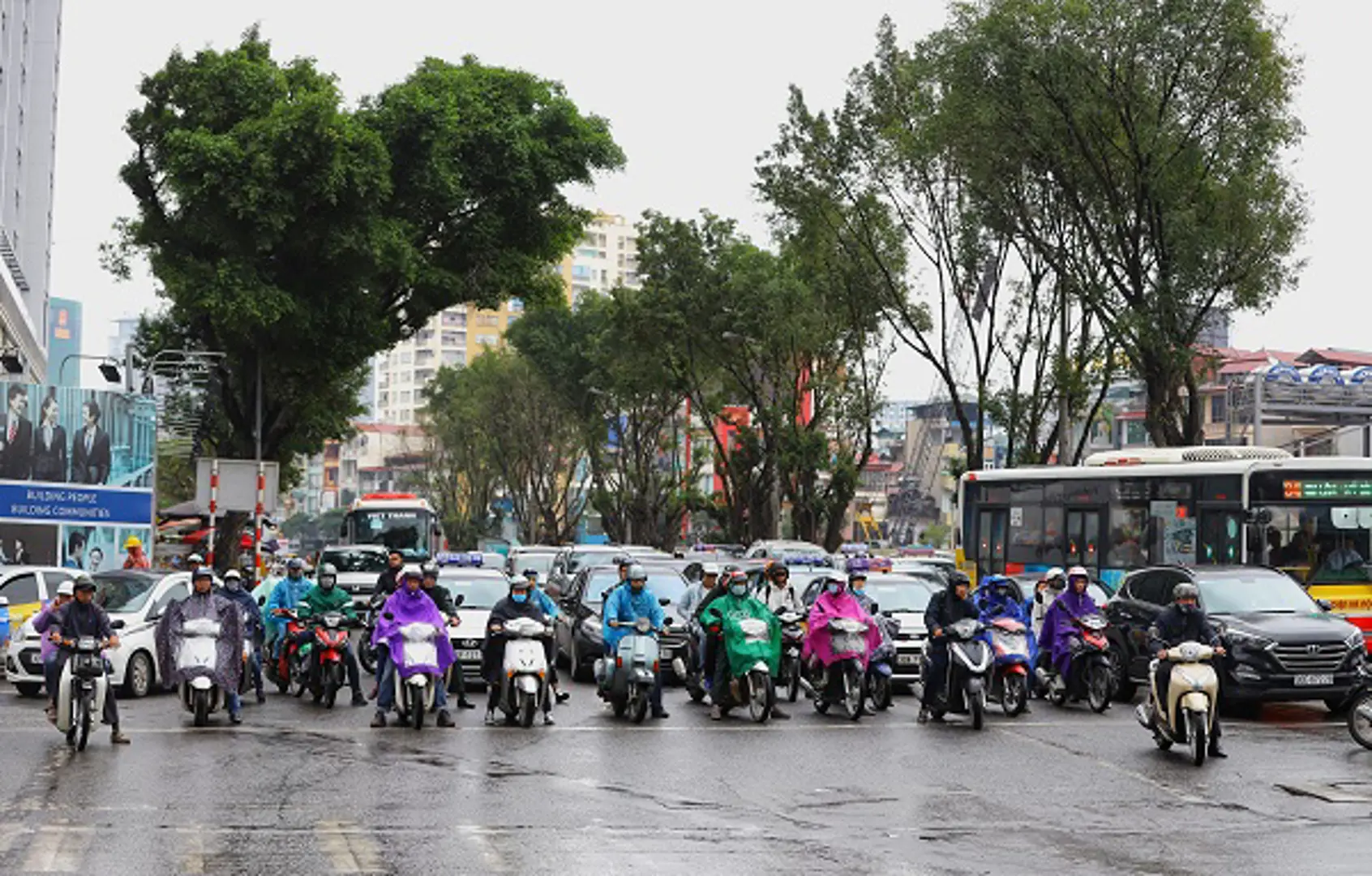 Thời tiết cả nước 10 ngày tới: Mưa lớn ở nhiều nơi, miền Bắc đêm và sáng trời lạnh