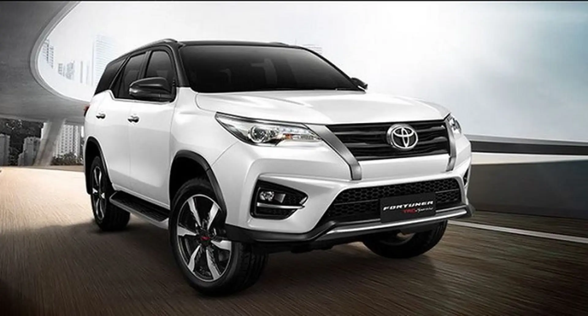 Toyota triệu hồi Fortuner và Innova gặp lỗi