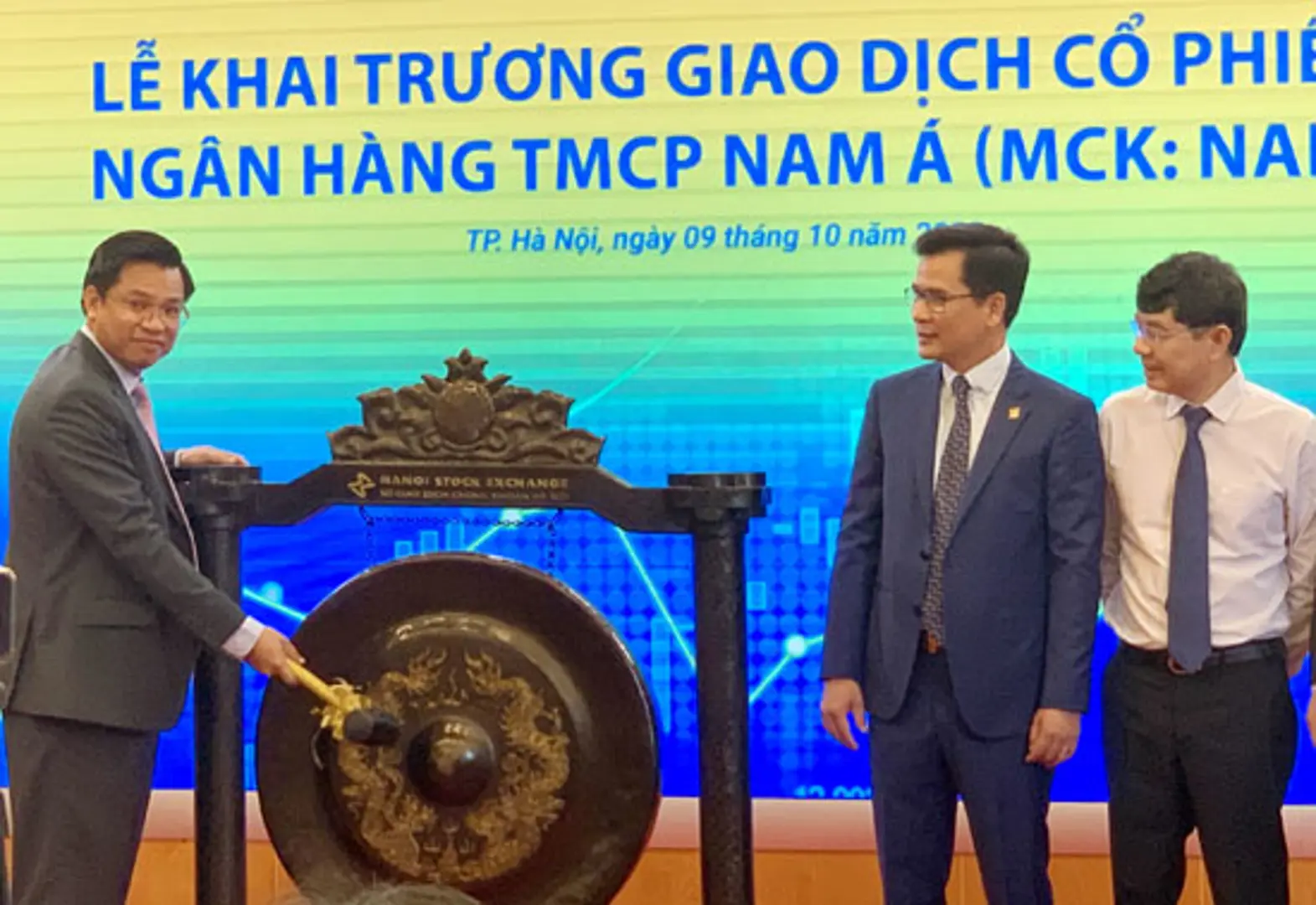 Hôm nay, hơn 389 triệu cổ phiếu của Nam A Bank chính thức giao dịch trên UPCoM