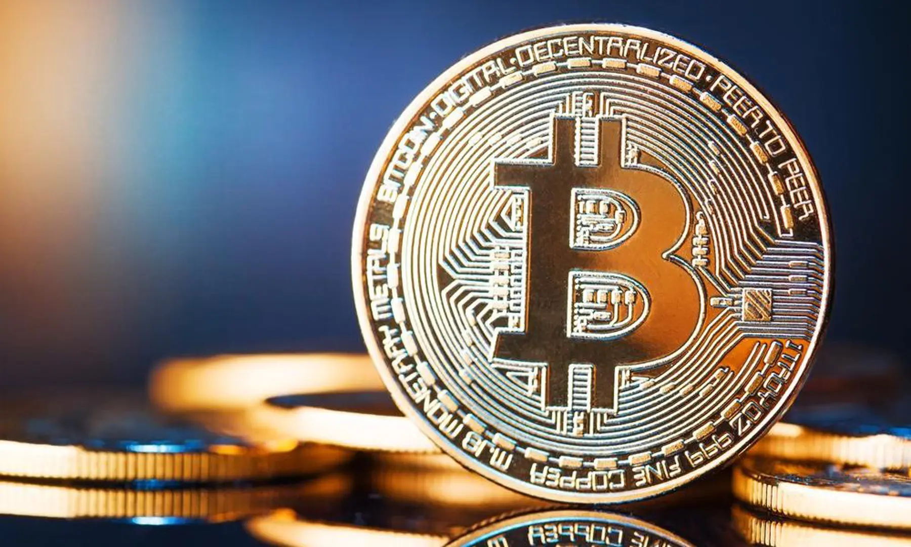 Bitcoin tiến sát mốc 10.000 USD