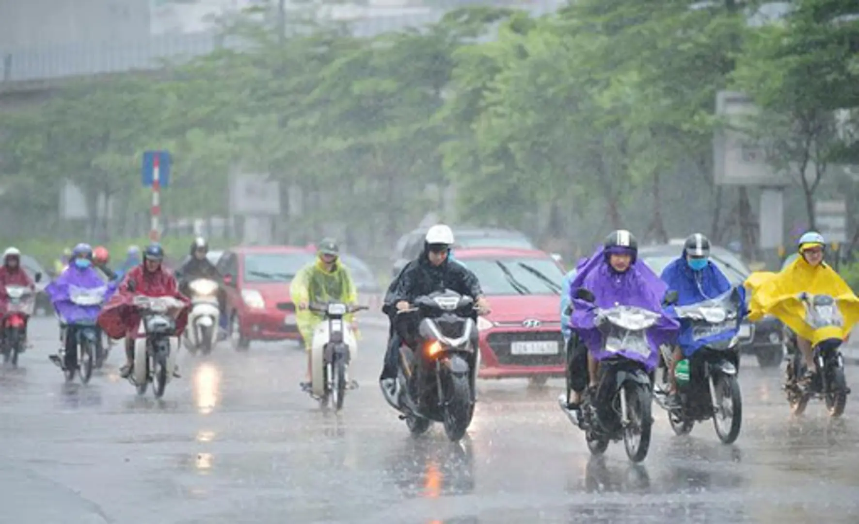 Thời tiết Hà Nội hôm nay 26/5: Đêm và sáng sớm có mưa rào và dông, cục bộ mưa rất to