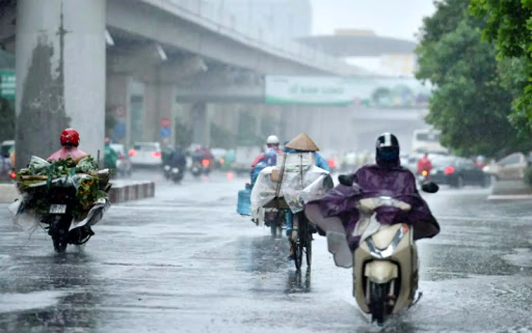 Thời tiết Hà Nội hôm nay 6/6: Ngày nắng nóng, chiều tối và đêm mưa dông