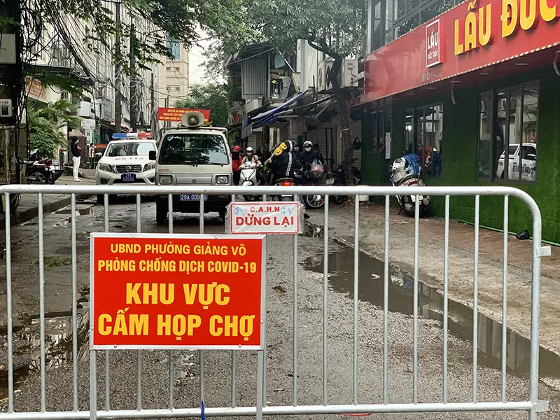 Giải tỏa chợ cóc ở Quận Ba Đình: Ban chỉ đạo 197 kiên quyết giải tỏa