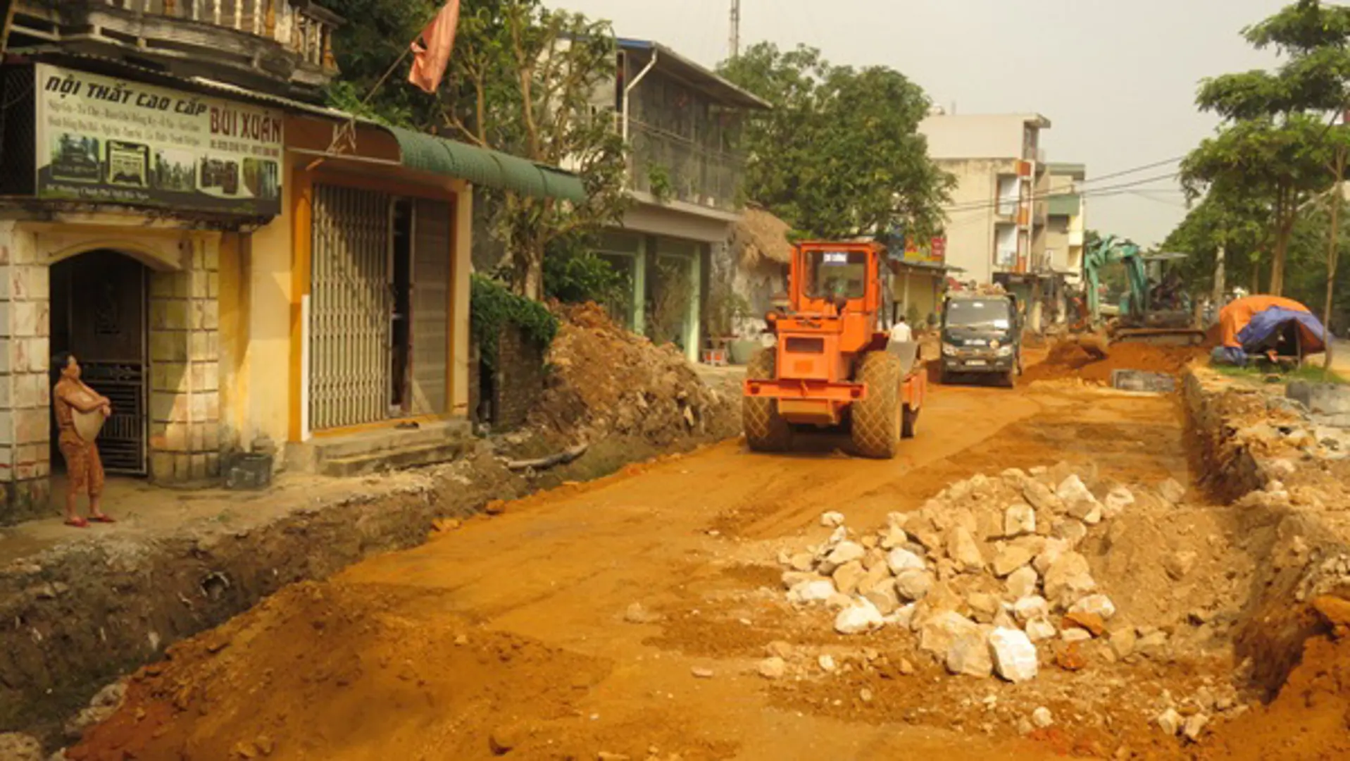 Thi công đường giao thông tại thị trấn Quốc Oai, huyện Quốc Oai: Chủ đầu tư xin rút kinh nghiệm