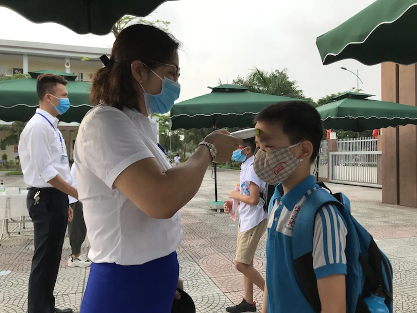 Chú trọng phòng, chống dịch Covid-19 trong ngày đầu trẻ mầm non, tiểu học trở lại trường