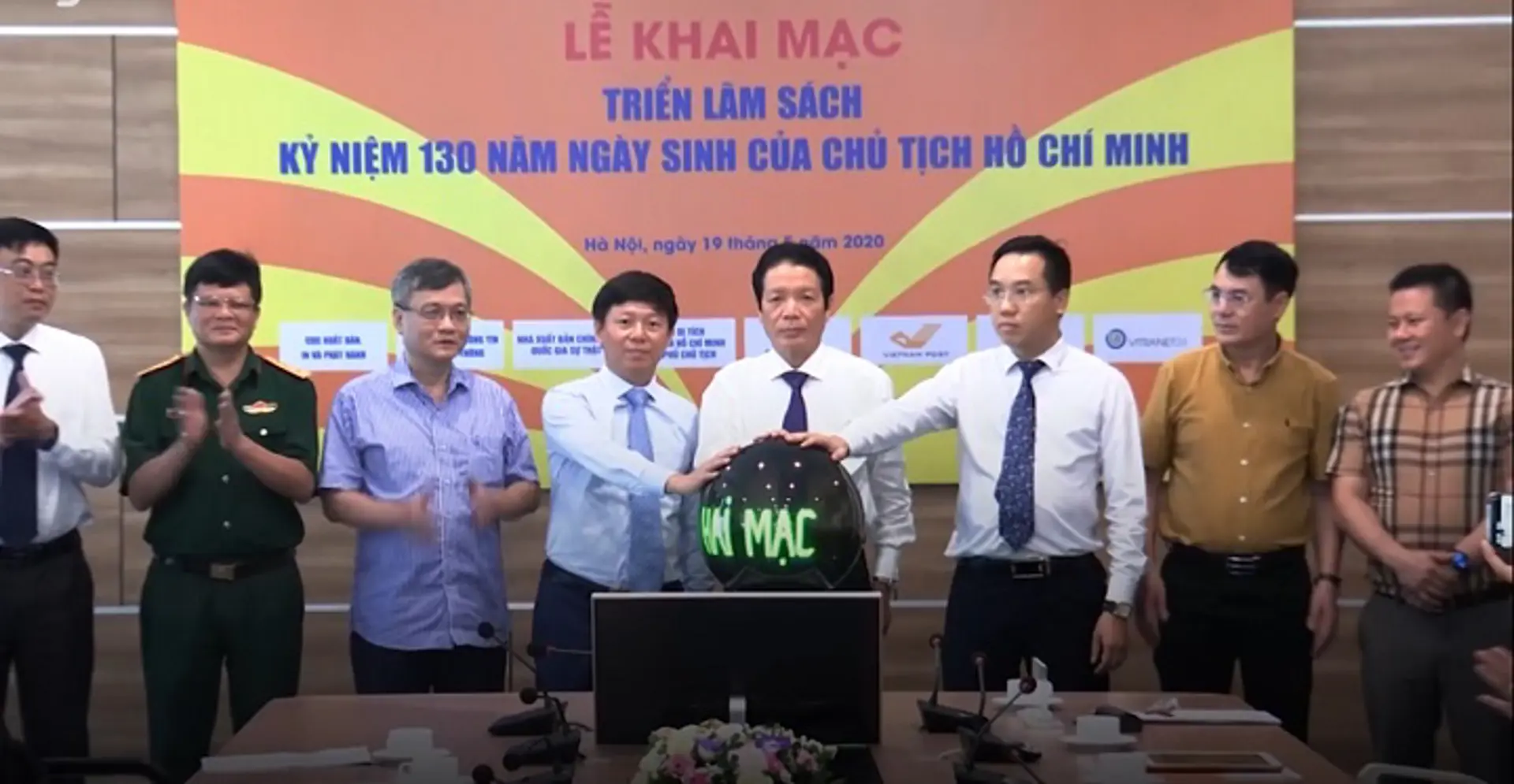 Hơn 700 xuất bản phẩm, tư liệu về Bác Hồ