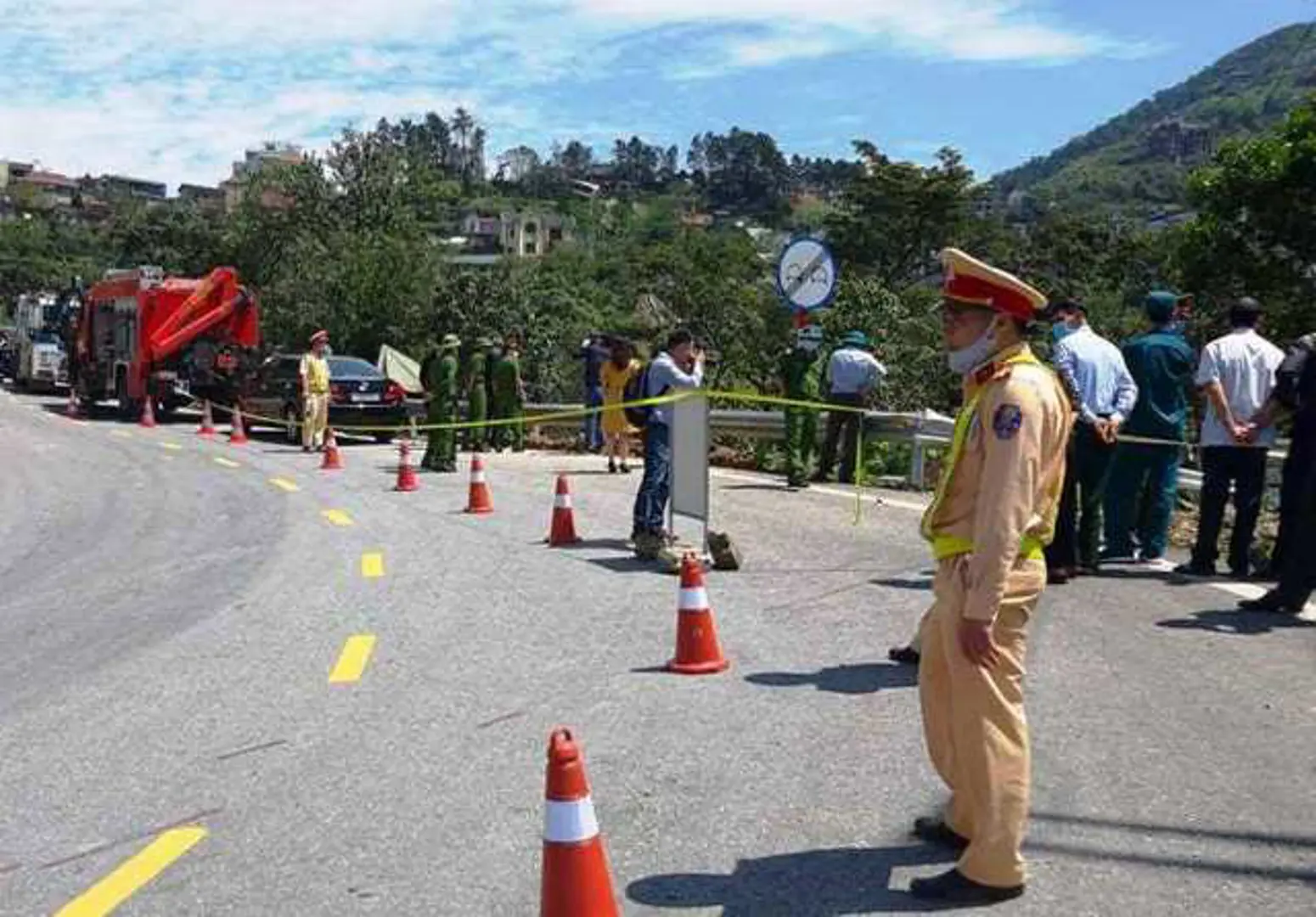 Vụ tai nạn 4 người chết ở Tam Đảo: Chưa xác định được người điều khiển ô tô?