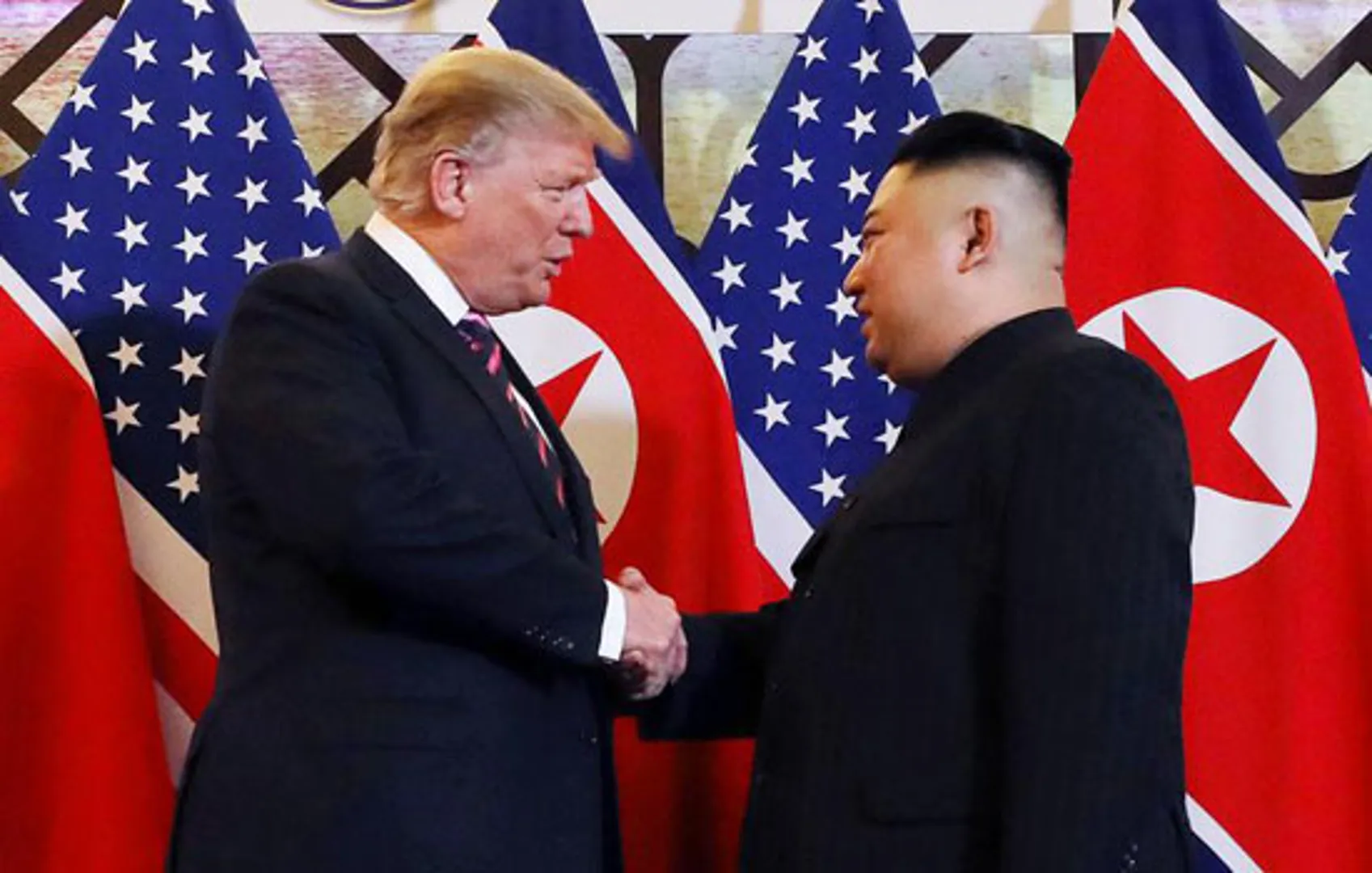 Thượng đỉnh Trump - Kim tại Hà Nội lọt top những hình ảnh thế giới ấn tượng trong tuần