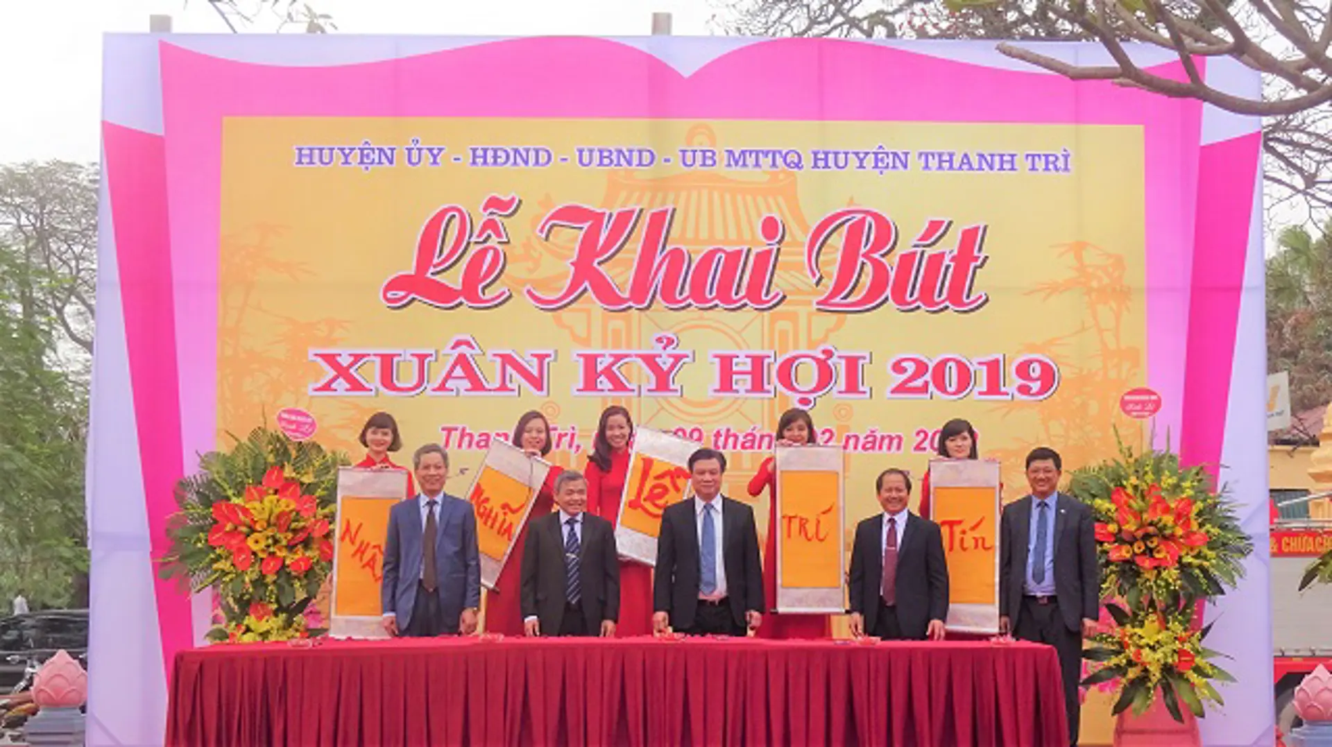 Hà Nội chọn 5 “chữ vàng” khai bút đầu Xuân Kỷ Hợi 2019