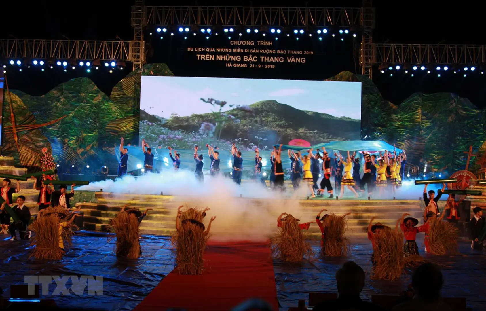 Khai mạc Tuần Văn hóa “Qua miền di sản ruộng bậc thang” Hoàng Su Phì