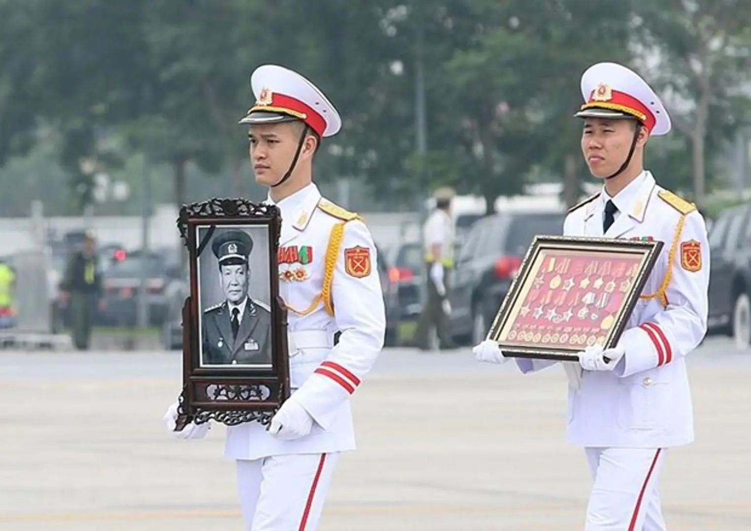 Điện, thư chia buồn nguyên Chủ tịch nước Lê Đức Anh từ trần