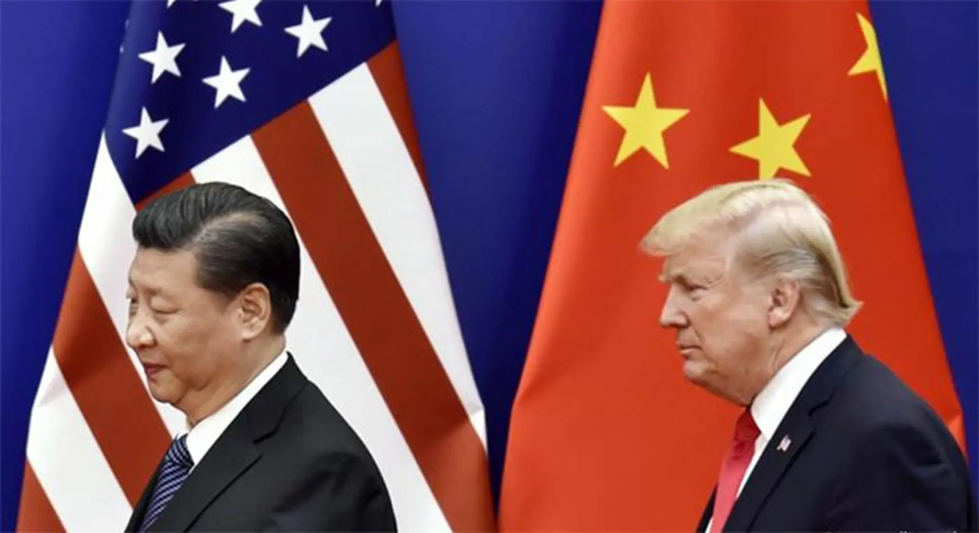 Hoãn thuế, ông Trump "cứu" Giáng sinh nhưng mất quá nhiều