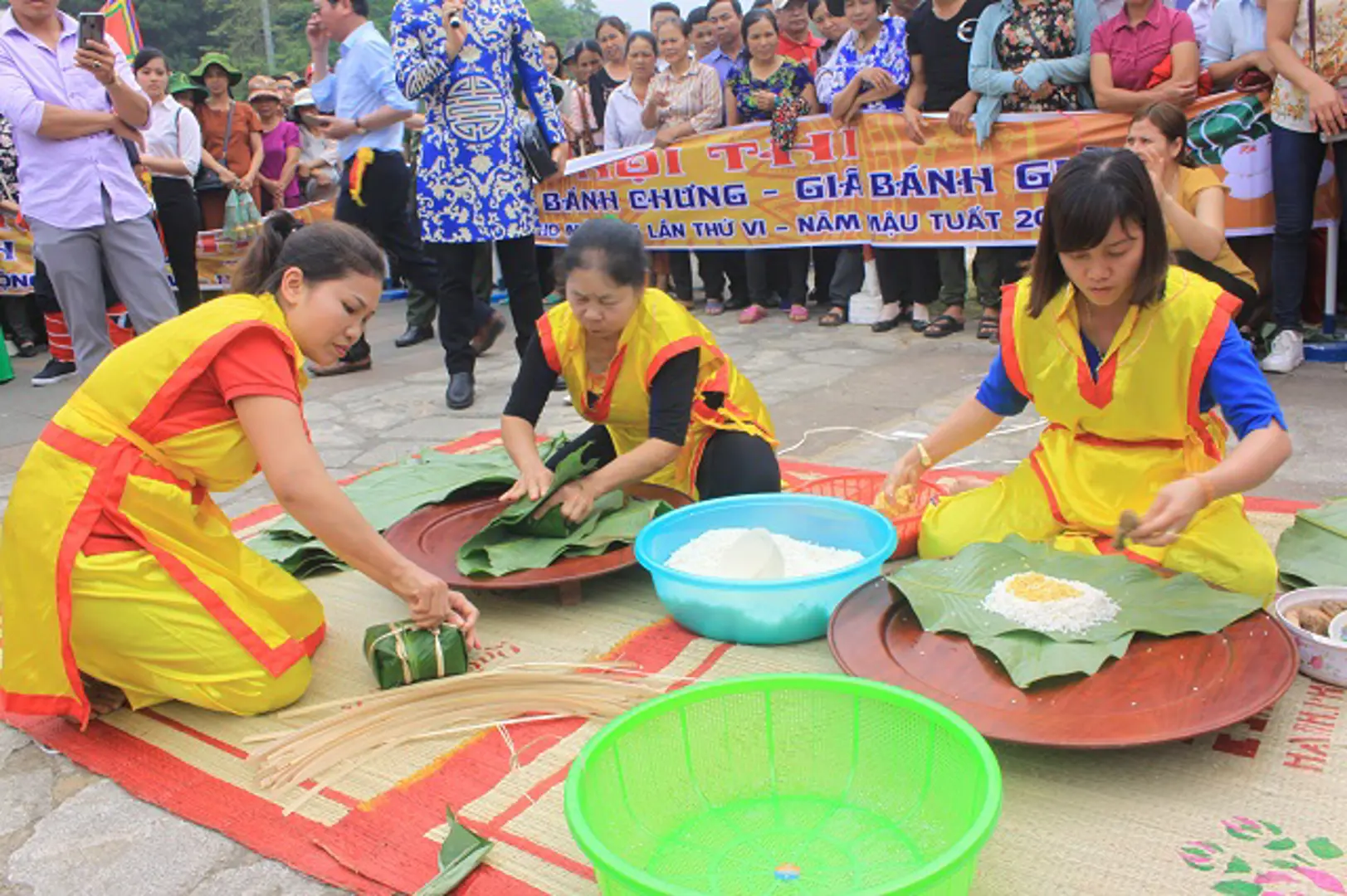 Chậm bước về miền đất Tổ