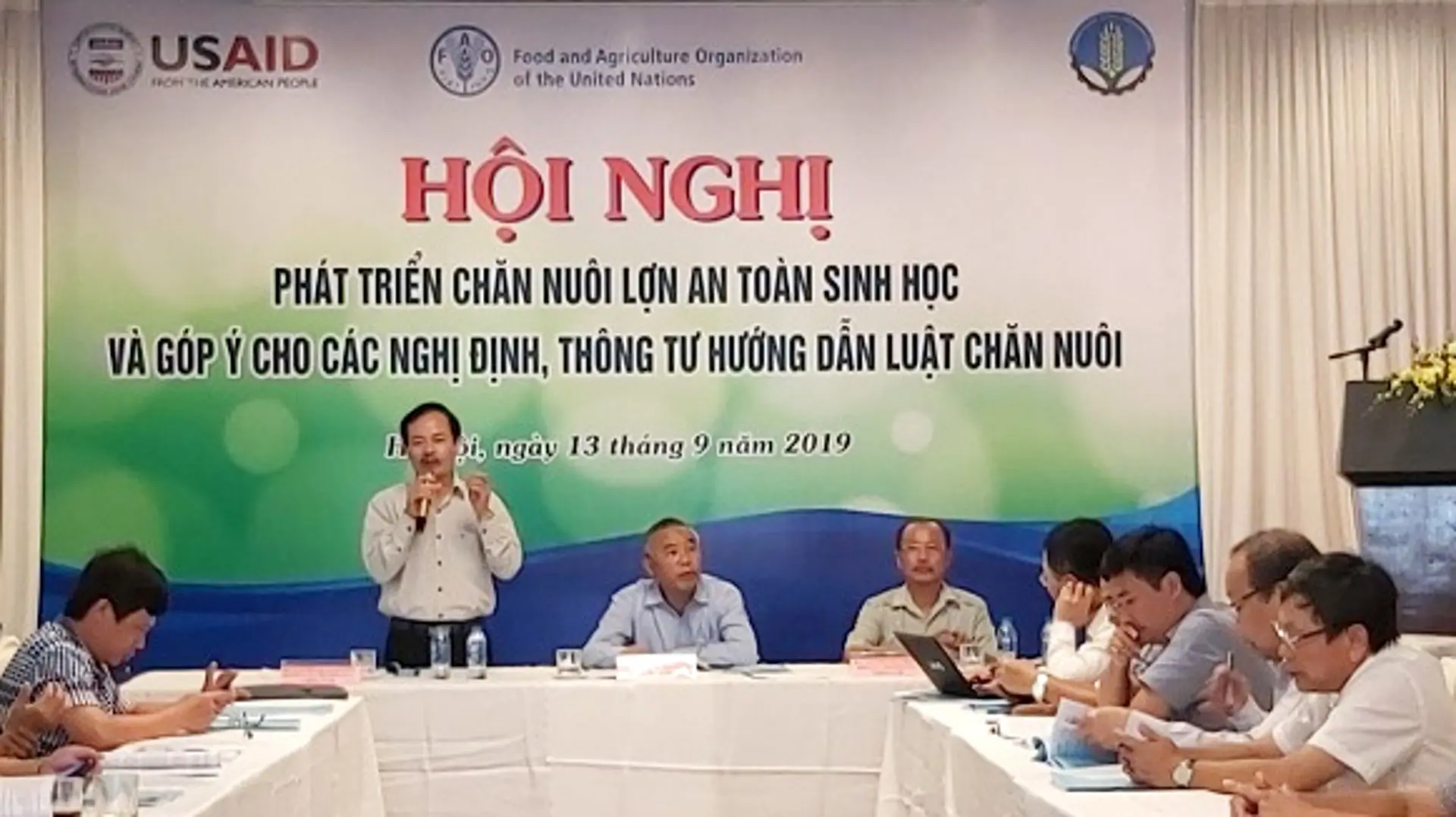 Chăn nuôi an toàn sinh học để khống chế dịch tả lợn châu Phi