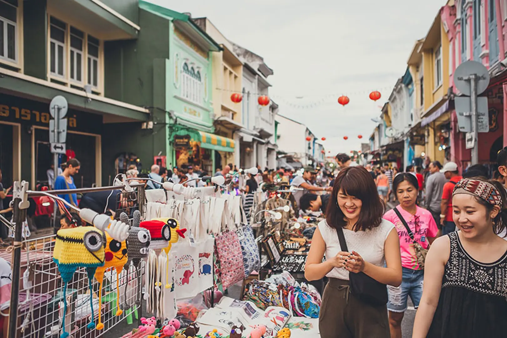 Học Singapore, Hạ Long kích thích chi tiêu bằng sản phẩm độc đáo