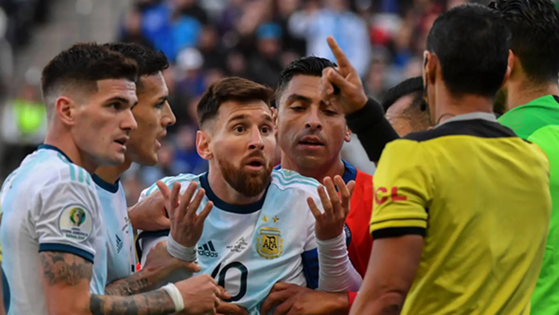 Messi đối mặt án cấm 2 năm tại Copa America