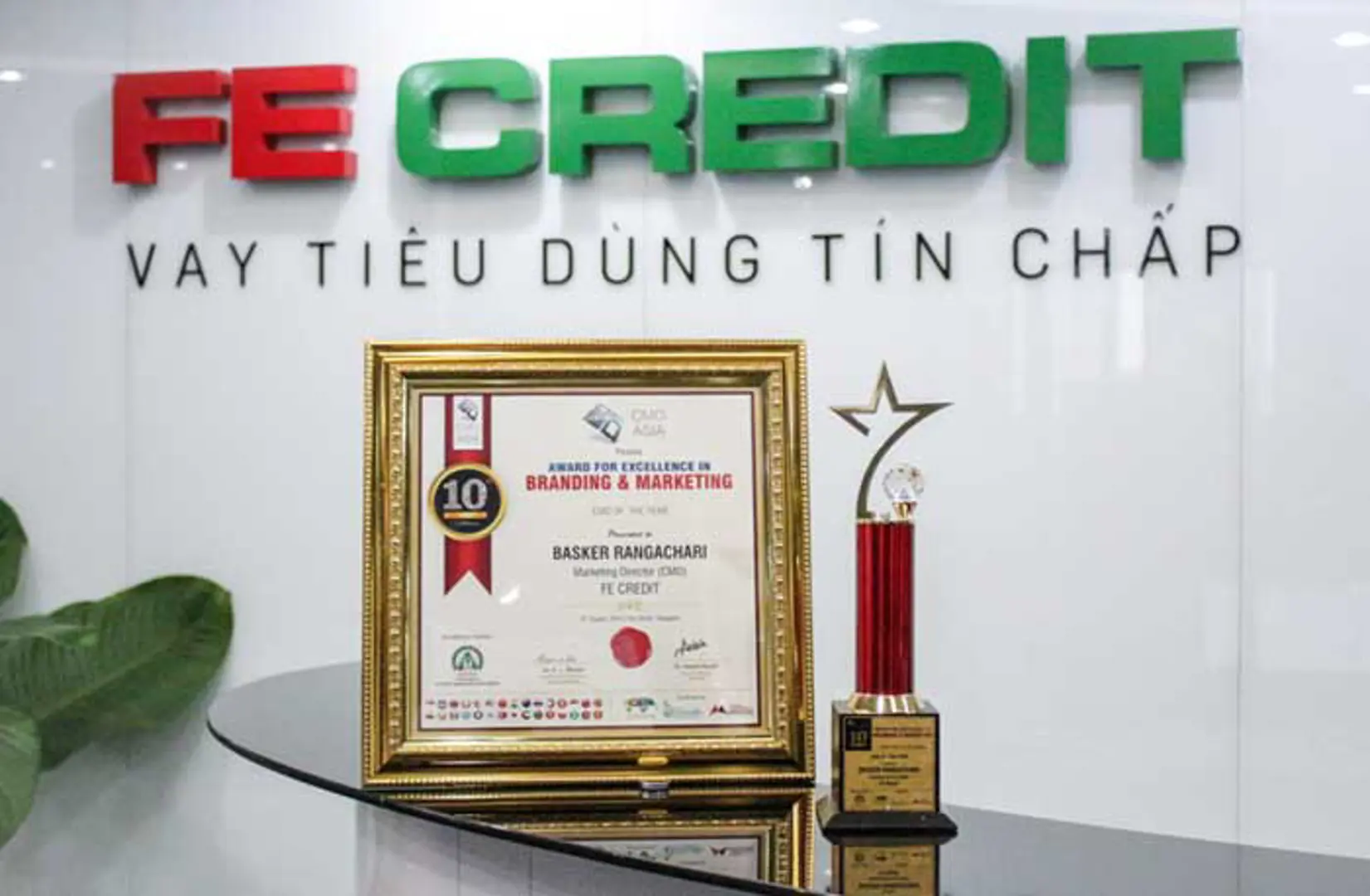 FE CREDIT nhận thêm nhiều giải thưởng tại lễ trao giải CMO ASIA 2019