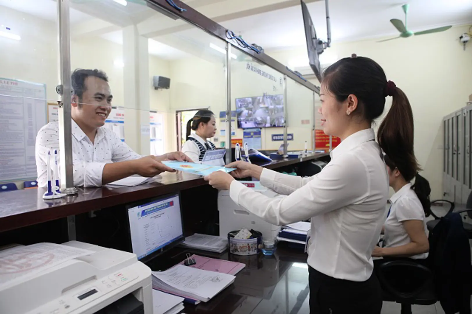 Ban hành khung tiêu chí đánh giá hàng tháng cán bộ, công chức, viên chức: Lực đẩy nâng chất lượng đội ngũ cán bộ