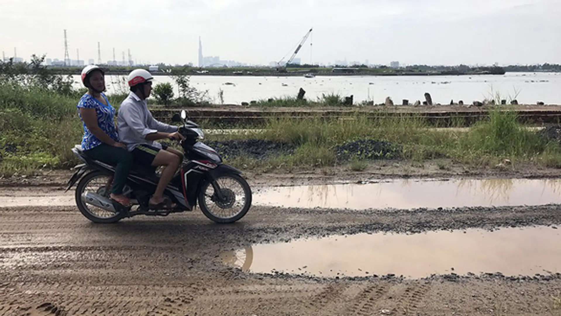 TP Hồ Chí Minh: Khẩn trương khắc phục, sữa chữa hư hỏng các dự án ven sông