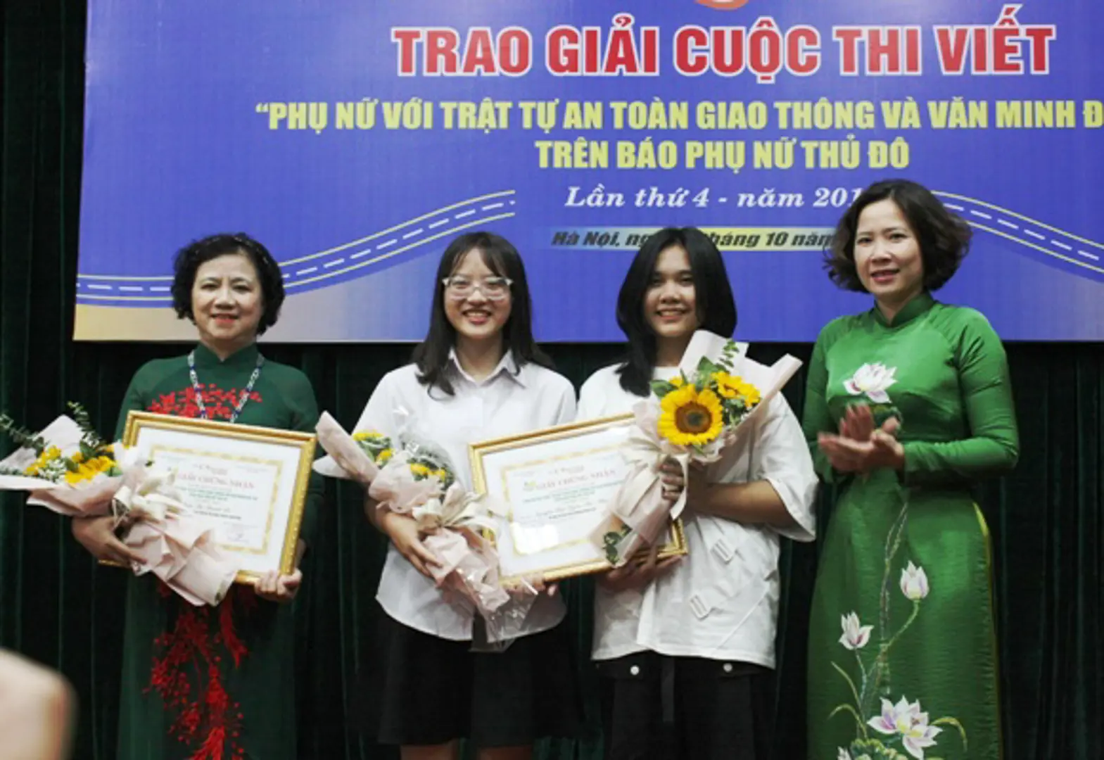 Tổng kết cuộc thi viết “Phụ nữ với Trật tự ATGT và văn minh đô thị”