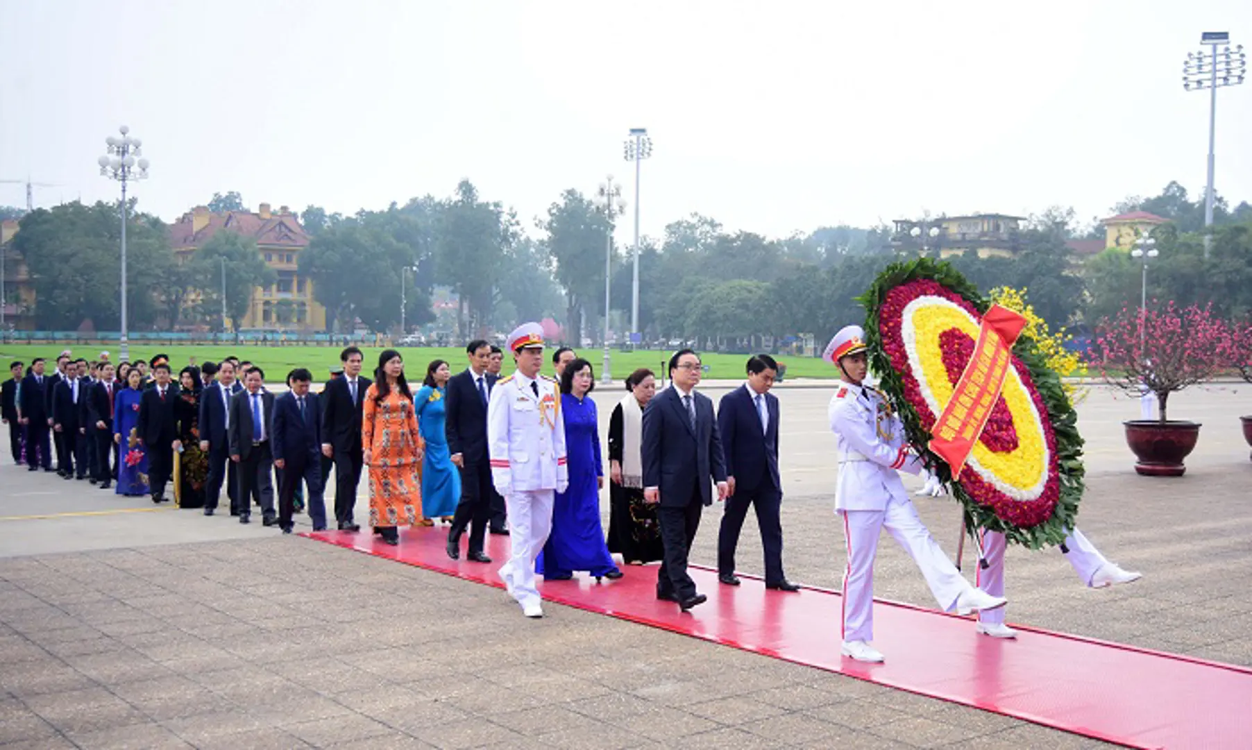 Lãnh đạo TP Hà Nội viếng Chủ tịch Hồ Chí Minh, Nghĩa trang liệt sĩ Mai Dịch