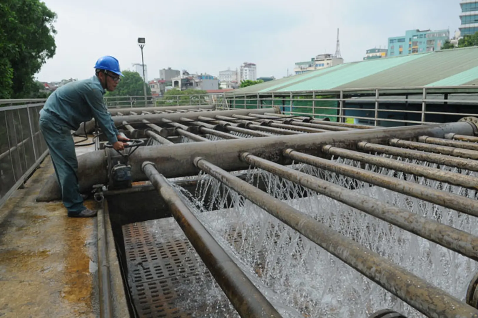 Nỗ lực “phủ sóng” nước sạch cho dân