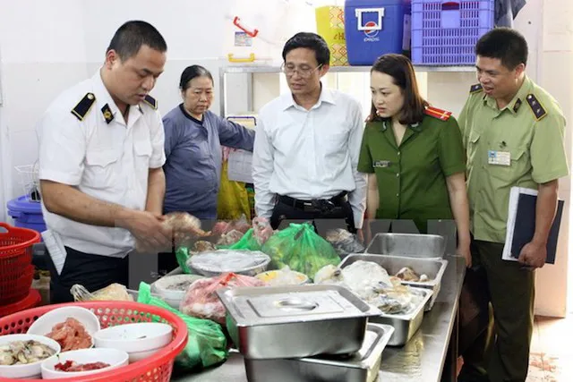 Hà Nội phấn đấu giảm 10% mẫu thực phẩm không an toàn