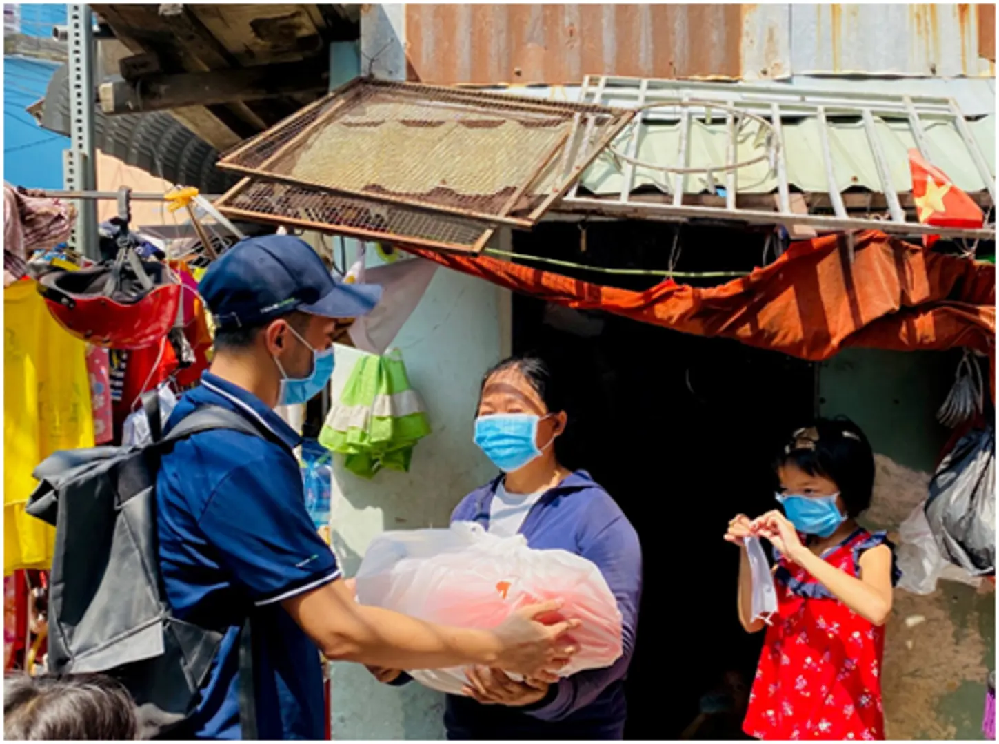 Chung tay đẩy lùi dịch bệnh Covid-19 khi những tấm lòng cùng nhìn về một hướng