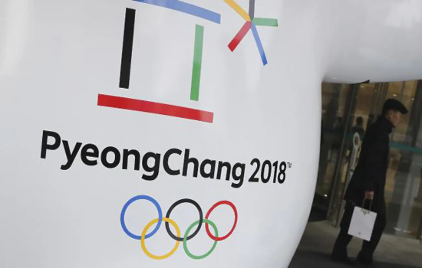 Hai miền Triều Tiên sẽ diễu hành dưới một lá cờ chung tại lễ khai mạc Olympic