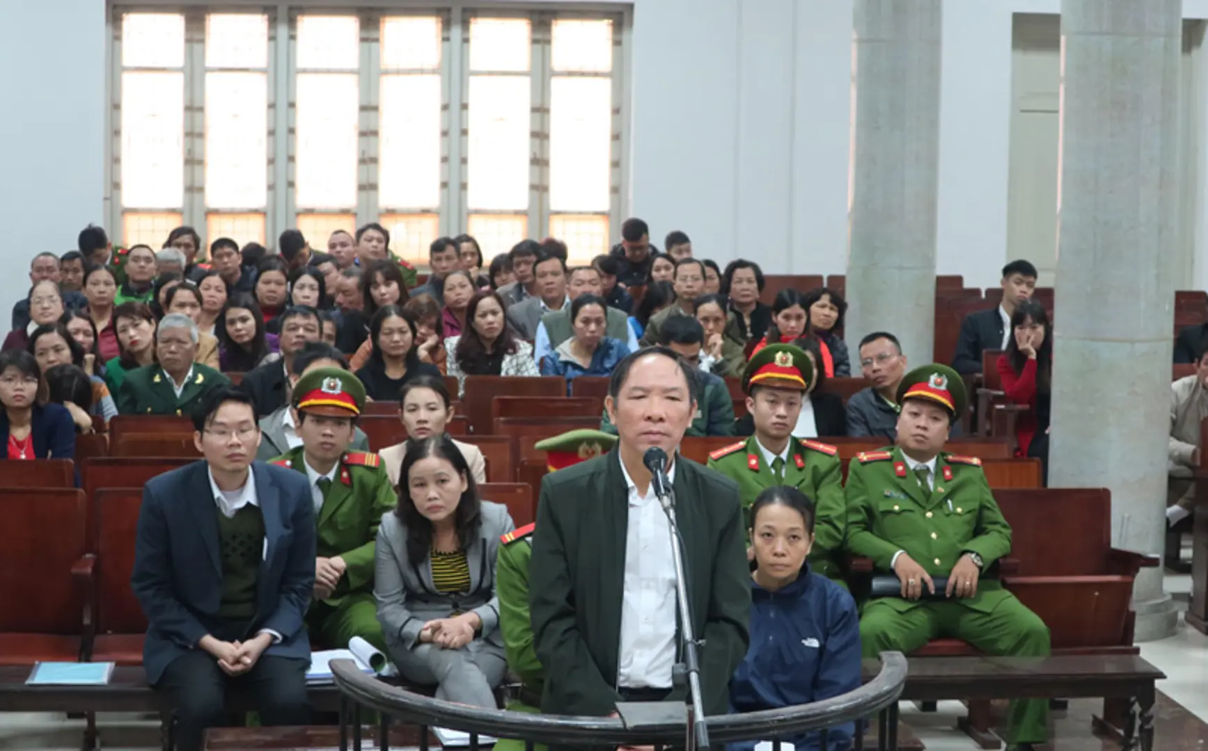 Mở lại phiên xét xử nguyên Phó Giám đốc Sở Nông Nghiệp Hà Nội