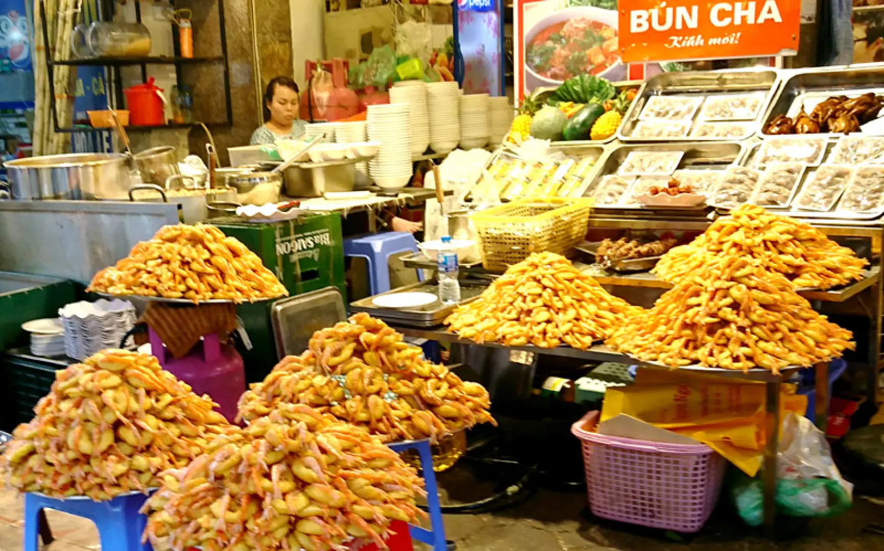 Bánh tôm Hồ Tây, món ăn đi dọc thời gian