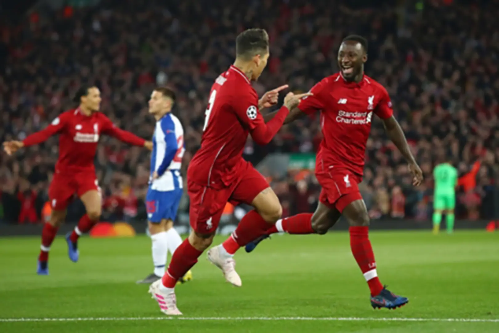 Tứ kết lượt đi Champions League: Liverpool mở hội, Manchester City nhận trái đắng