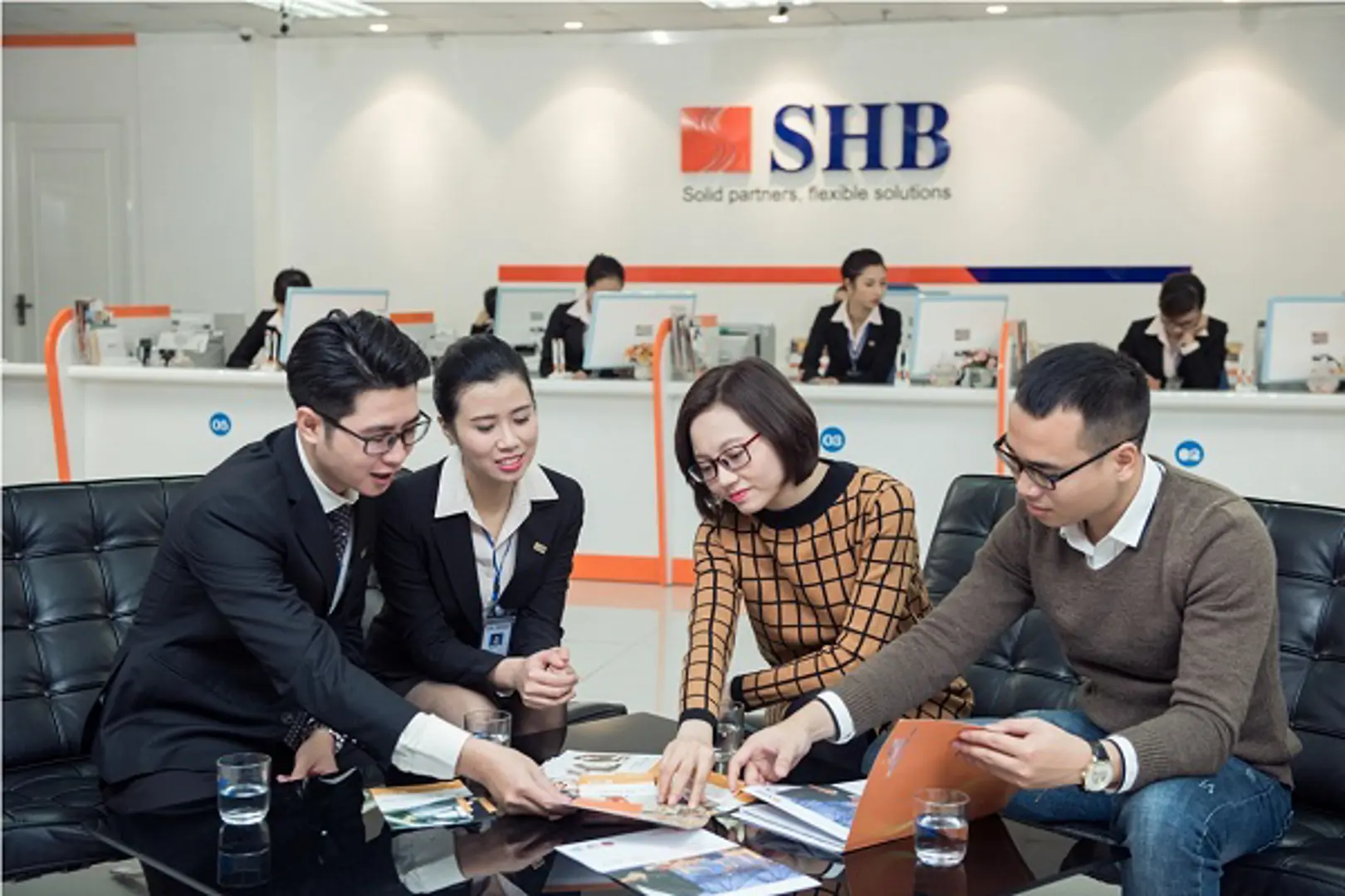 SHB lọt Top 30 doanh nghiệp vốn hóa lớn có báo cáo thường niên tốt nhất