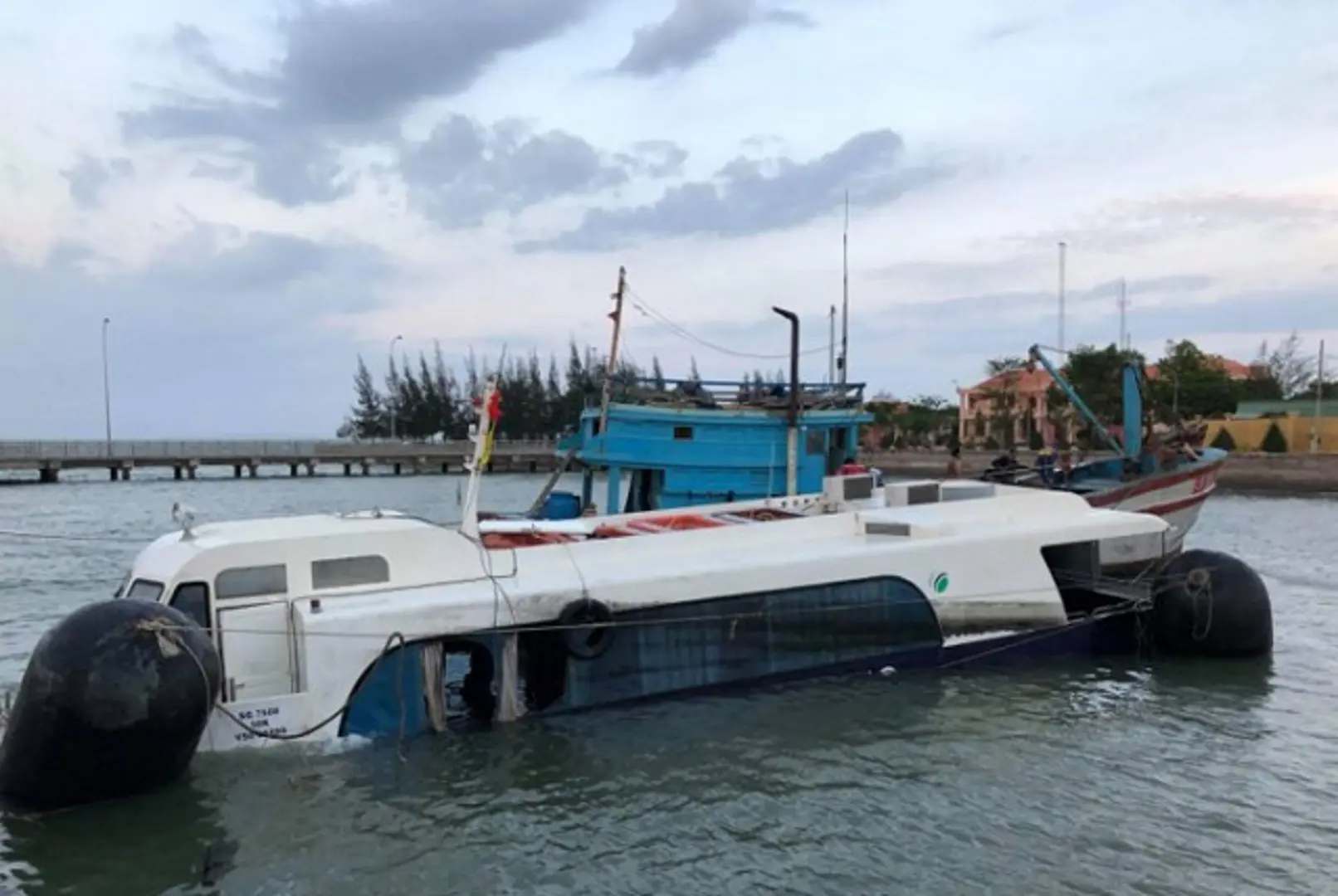 Nguyên nhân chìm tàu cao tốc trên vùng biển Cần Giờ: Do va chạm với vật thể lạ?