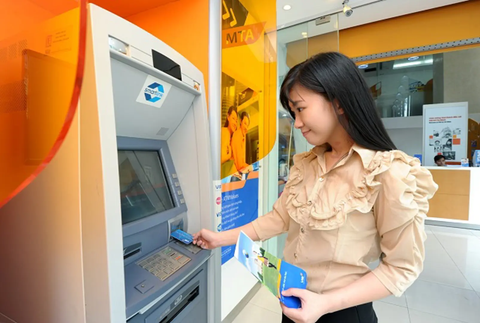 Đừng để mất tiền trong thẻ ATM