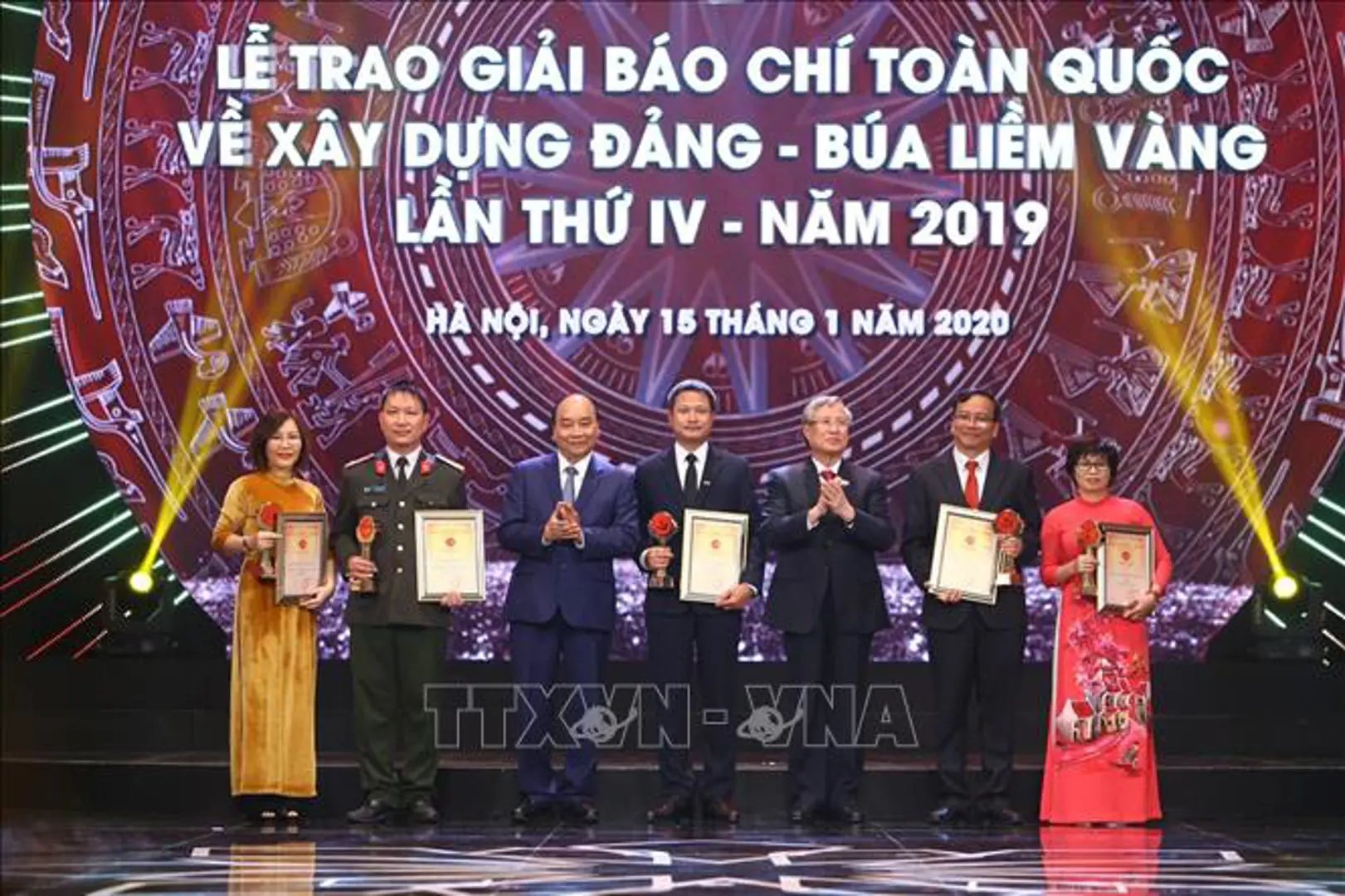 Giải “Búa liềm vàng” năm 2019: Các tác phẩm phản ánh sinh động thực tiễn về công tác xây dựng Đảng