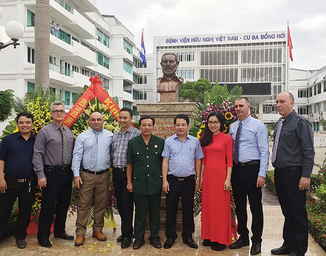 Khánh thành tượng đài lãnh tụ Fidel Castro