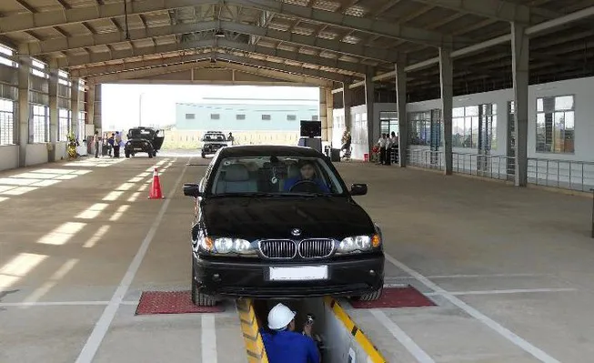 Hơn 6.700 xe ô tô bị chặn đăng kiểm vì chưa nộp phạt nguội
