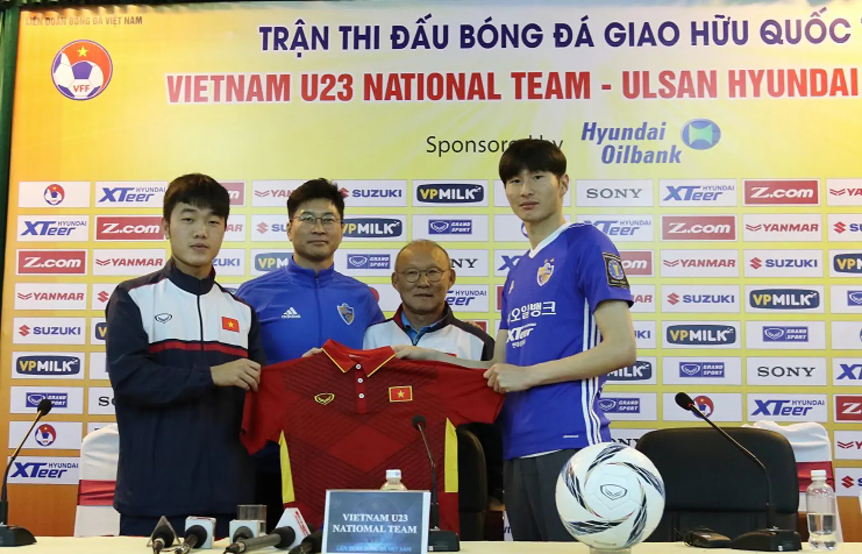 19h00 ngày 21/12, U23 Việt Nam vs Ulsal Hyundai FC: Bước chạy đà quan trọng