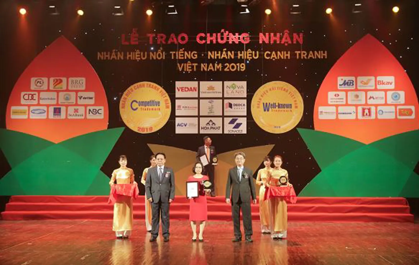 Tập đoàn Hòa Phát vinh dự nằm trong “Top 10 Nhãn hiệu Nổi tiếng Việt Nam” năm 2019